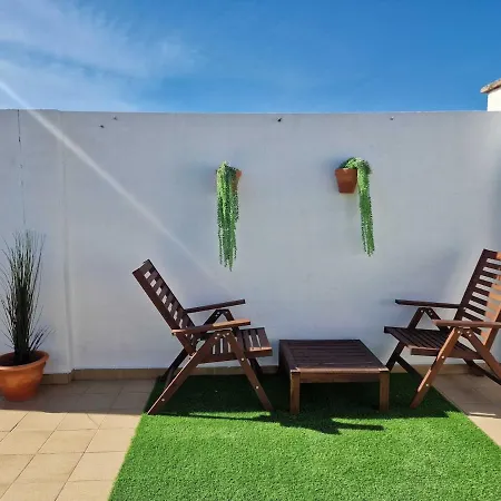 Centrally Located Penthouse With A Pool And Close To Everything A103